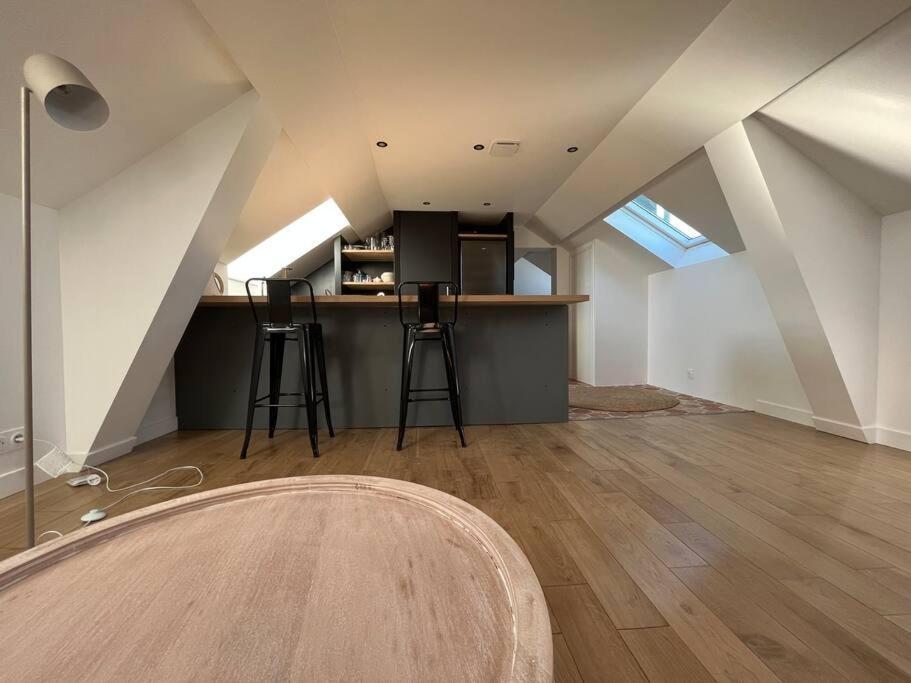 Sur Les Toits De Fontainebleau - Hypercentre Apartman Kültér fotó